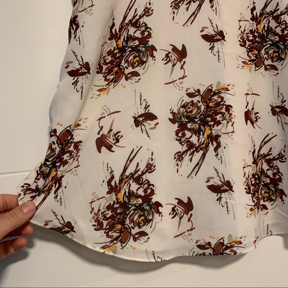 Kismet | Floral Flowy Tank Top - Picture 5 of 14